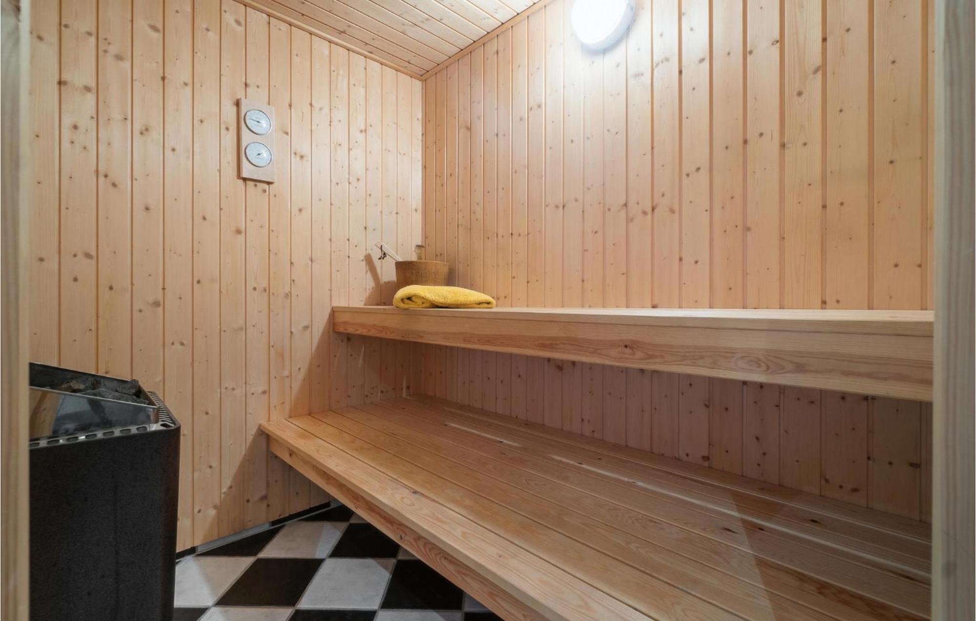 Amazing Home In Hasle With Wifi Exteriér fotografie